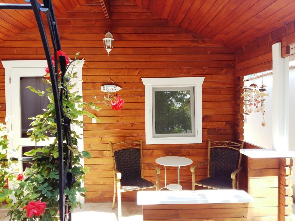 Guest House Yanita Varna Ngoại thất bức ảnh