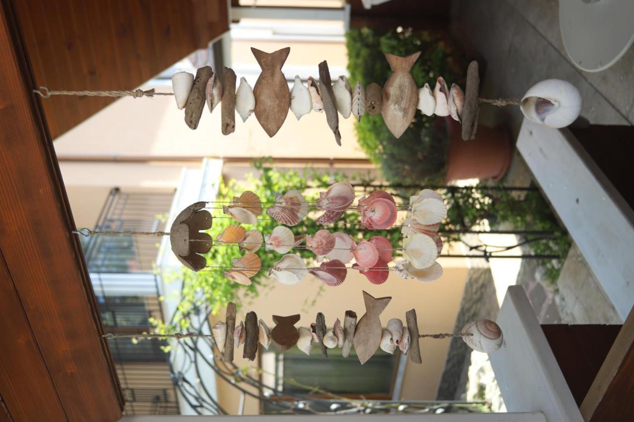Guest House Yanita Varna Ngoại thất bức ảnh