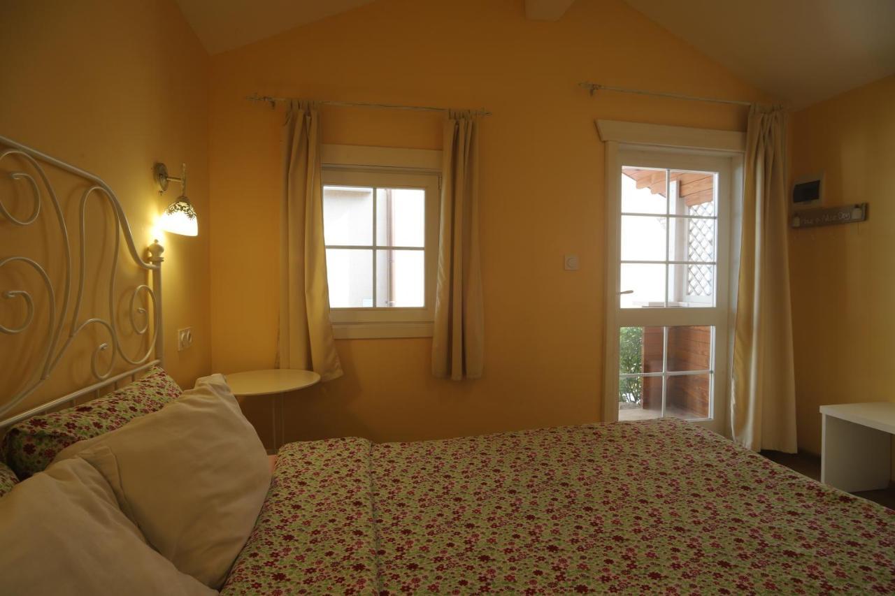 Guest House Yanita Varna Ngoại thất bức ảnh