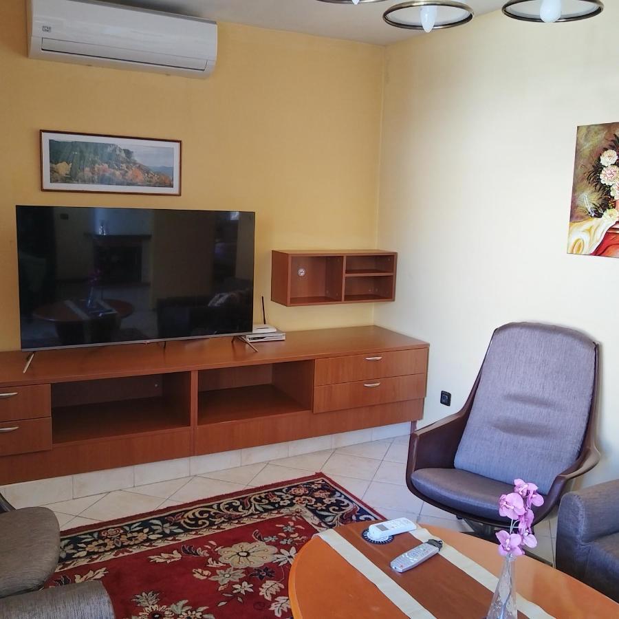 Guest House Yanita Varna Ngoại thất bức ảnh