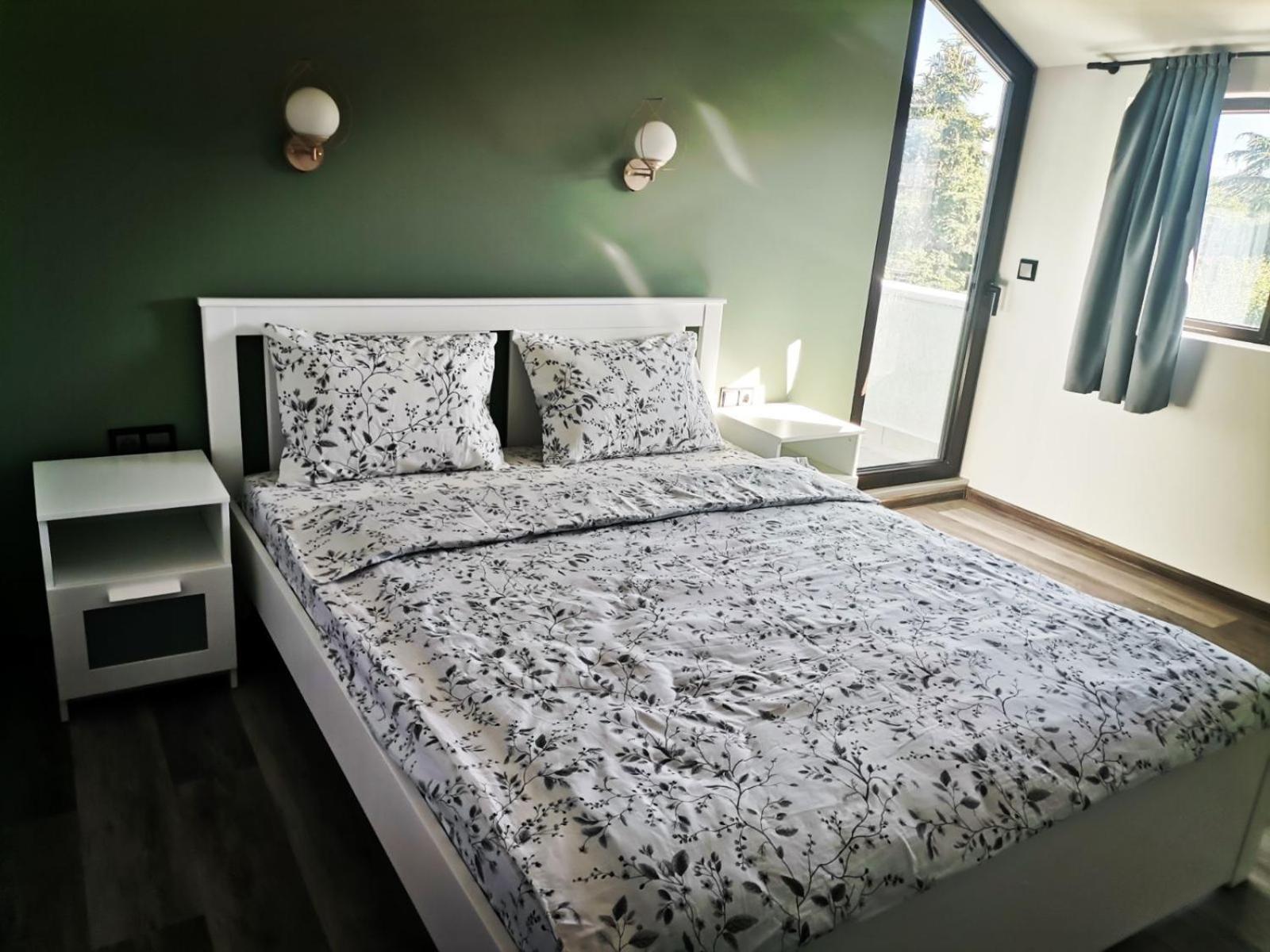 Guest House Yanita Varna Ngoại thất bức ảnh
