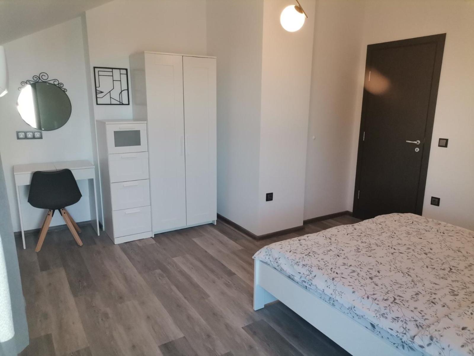 Guest House Yanita Varna Ngoại thất bức ảnh