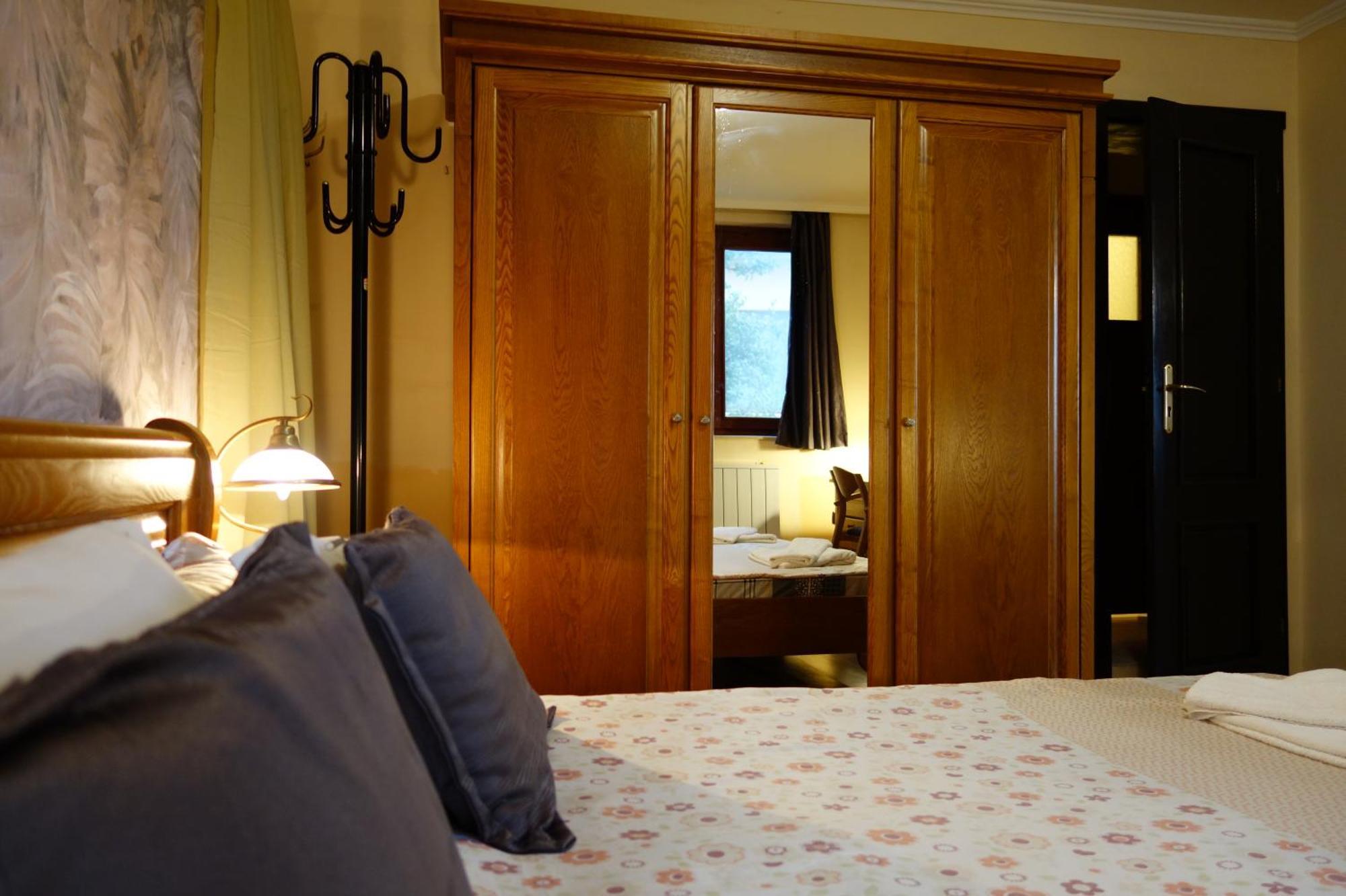 Guest House Yanita Varna Ngoại thất bức ảnh
